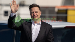 Elon Musk dikenai Pajak Atas Tesla