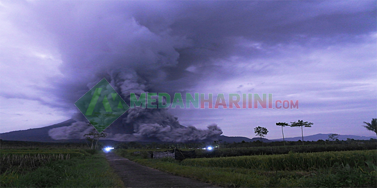 Erupsi Gunung Semeru (Jakarta Post)